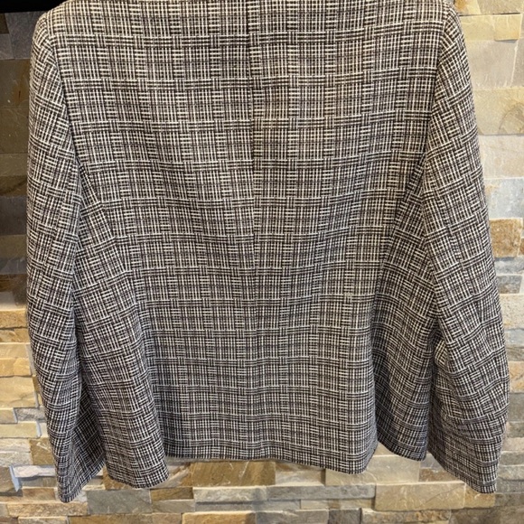 JONES STUDIO CHOCOLATE TWEED 2 BUTTON BLAZER SIZE 14 CLASSIC COLLARED - Picture 11 of 12